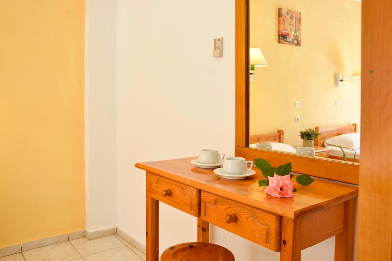 Loula Apartments カボス エクステリア 写真