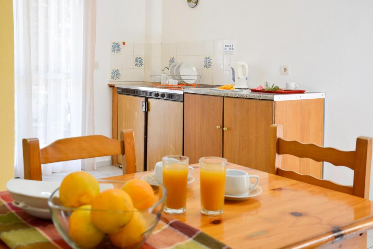 Loula Apartments カボス エクステリア 写真